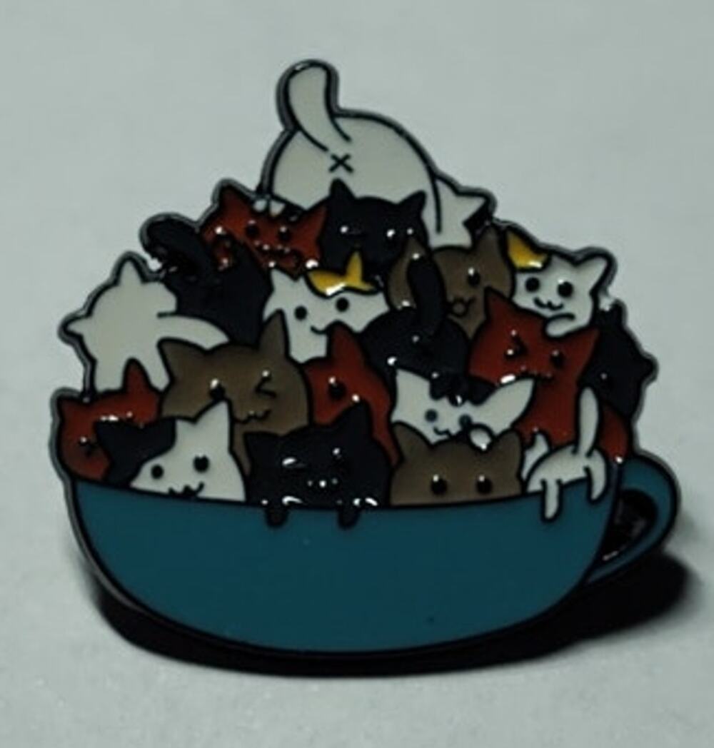 Cute Cup Fuil of Cats Pin Kitty Lapel Hat Brooch